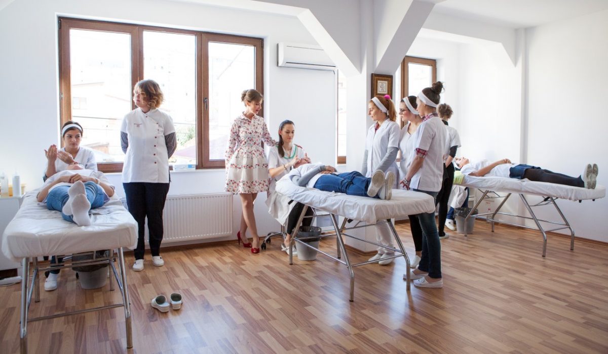 De ce sa alegi Scoala de Cosmetica si Machiaj Beauty One