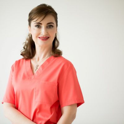 Dr. Manuela Ravescu
